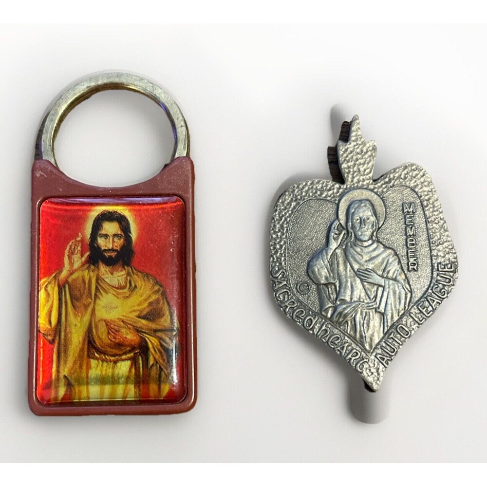 Vtg Jesus Keychain & Member Token Sacred Heart League - Walls, Mississippi